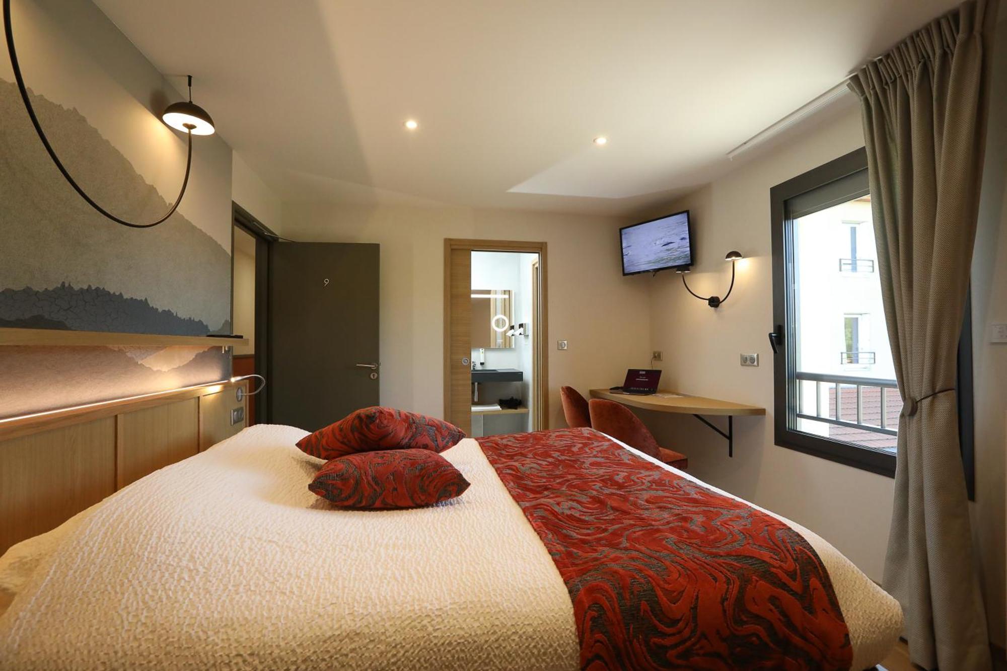 Logis Hotel Spa Restaurant Le Provence Lanarce Eksteriør bilde