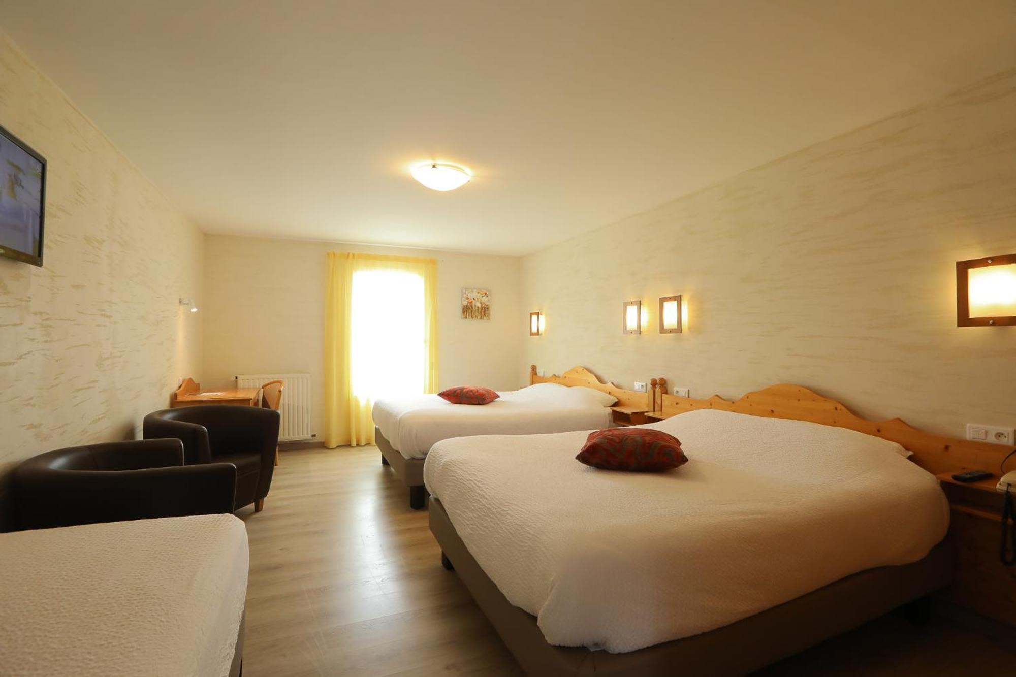 Logis Hotel Spa Restaurant Le Provence Lanarce Eksteriør bilde