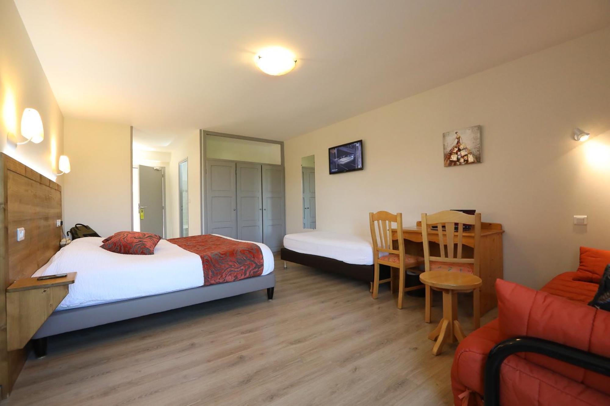Logis Hotel Spa Restaurant Le Provence Lanarce Eksteriør bilde