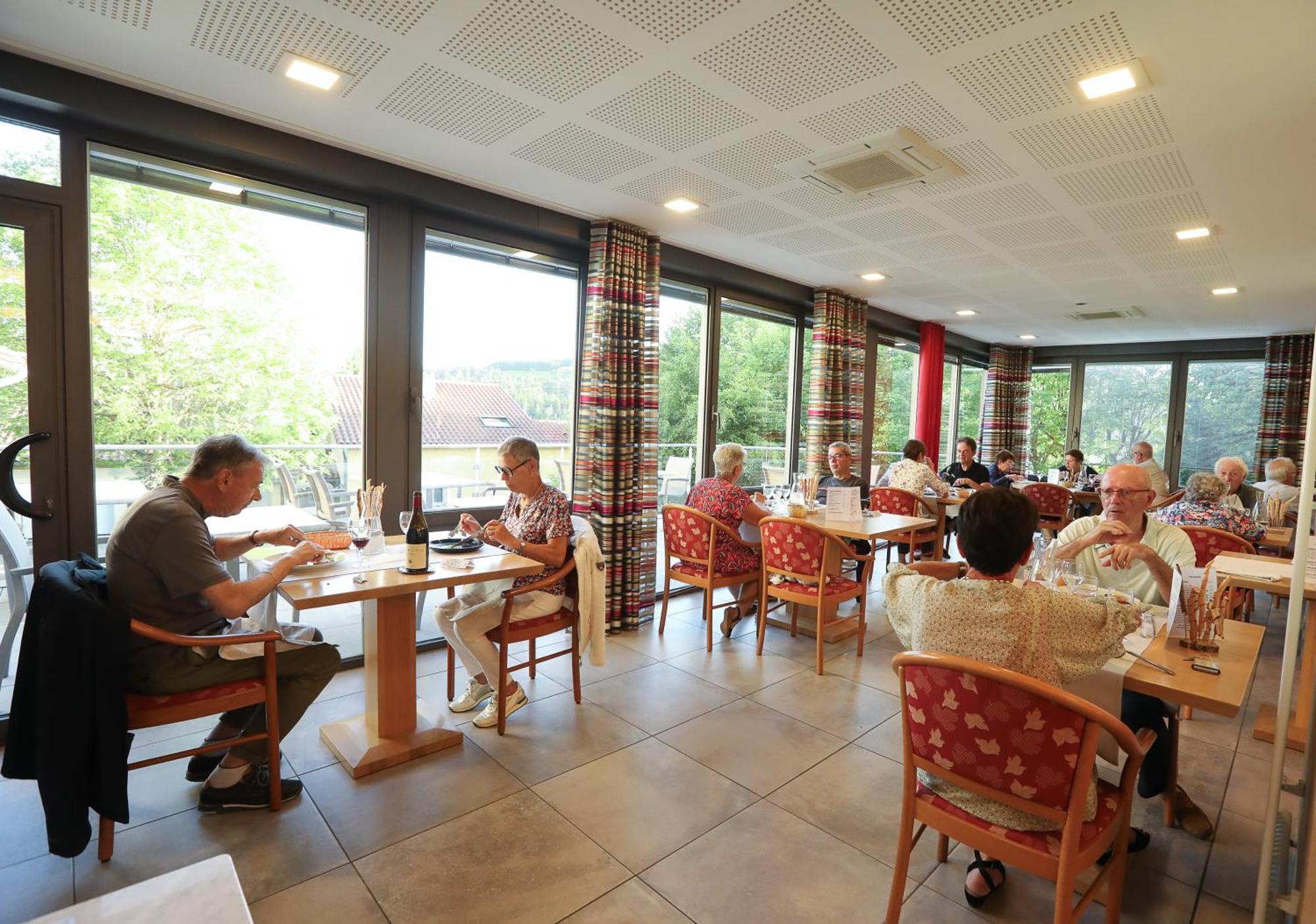 Logis Hotel Spa Restaurant Le Provence Lanarce Eksteriør bilde