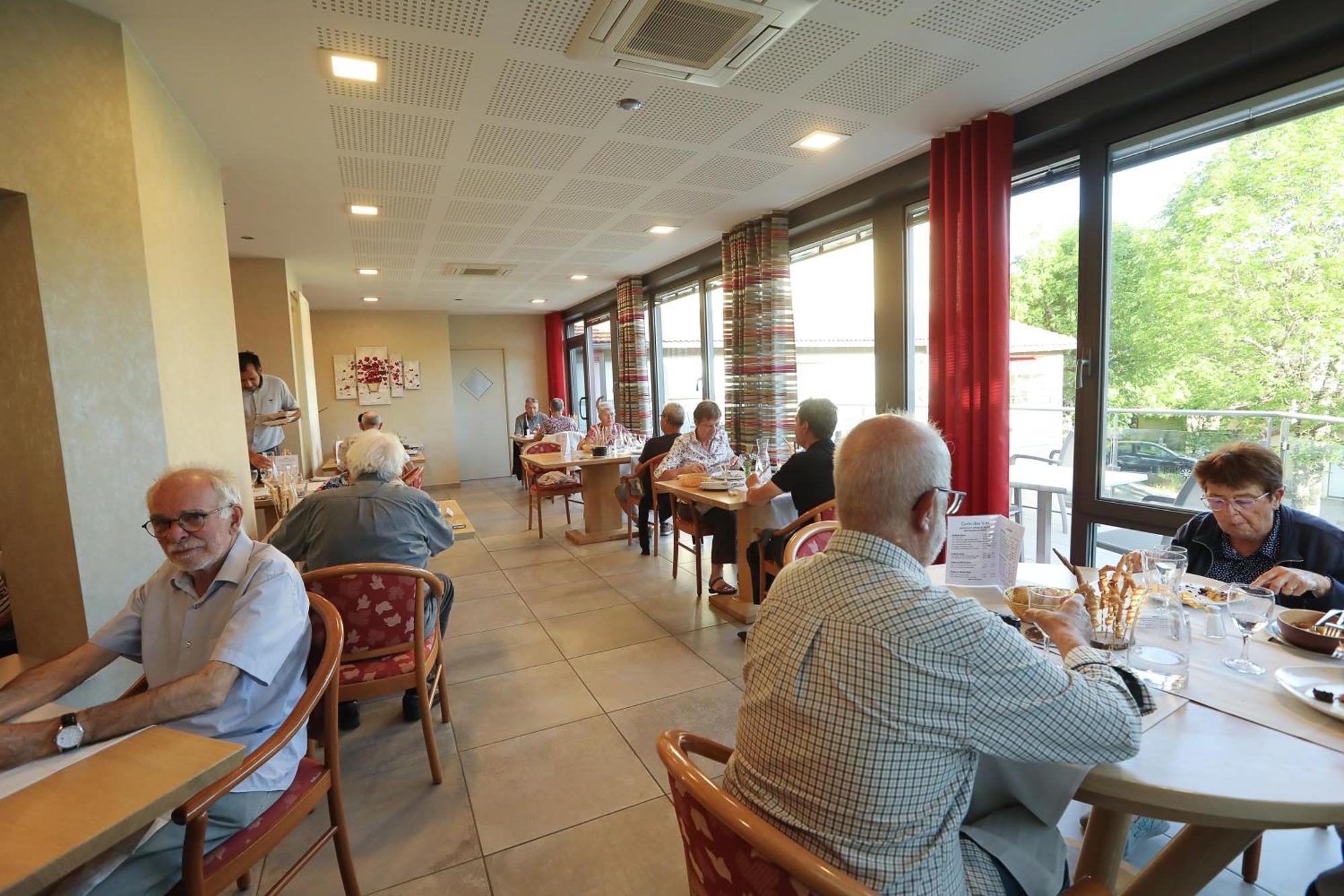 Logis Hotel Spa Restaurant Le Provence Lanarce Eksteriør bilde
